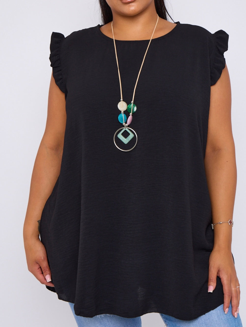 ANNABELLE 'CURVE' Sleeveless Top with Necklace