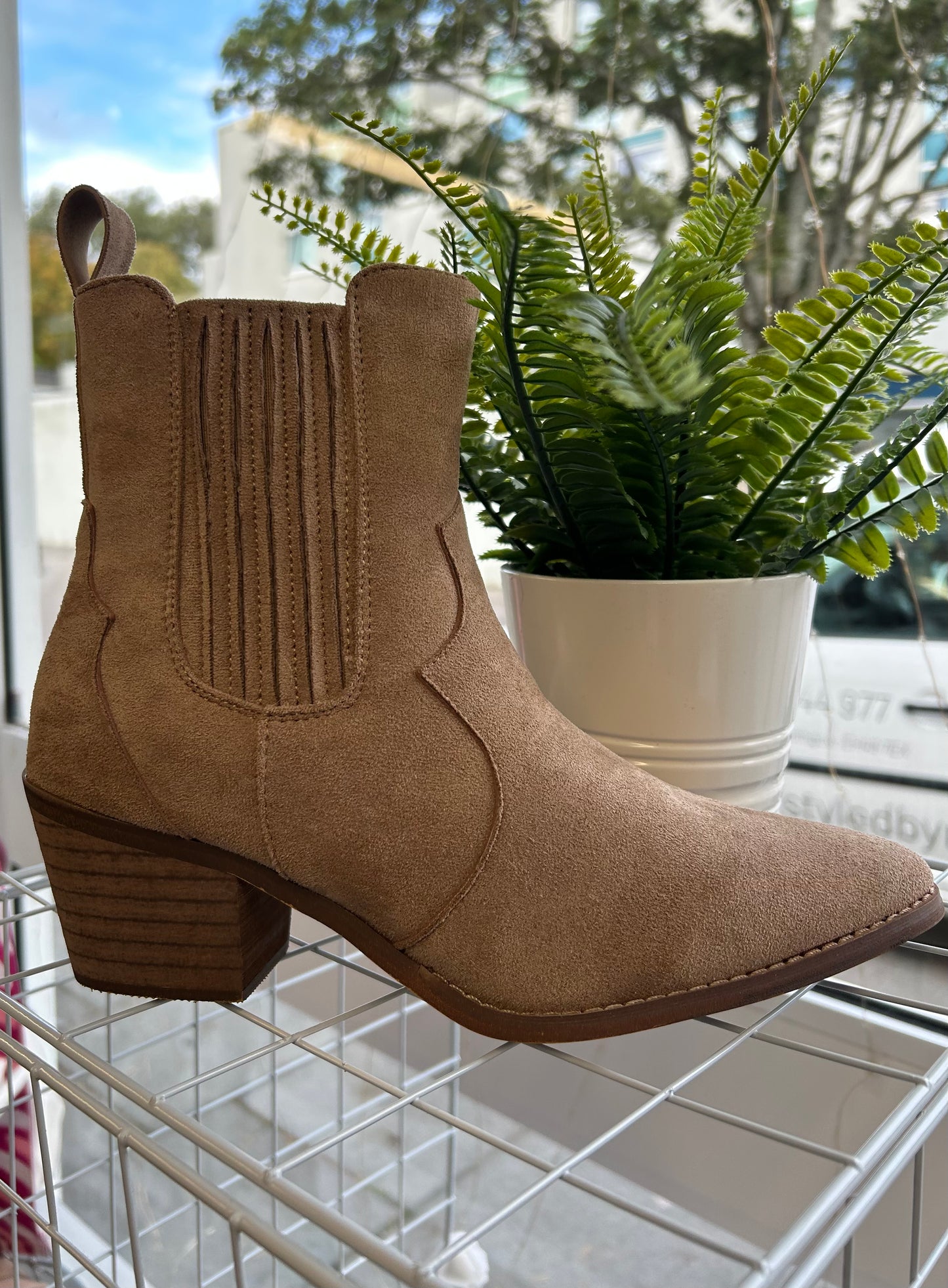 CASSIDY Western Ankle Boots