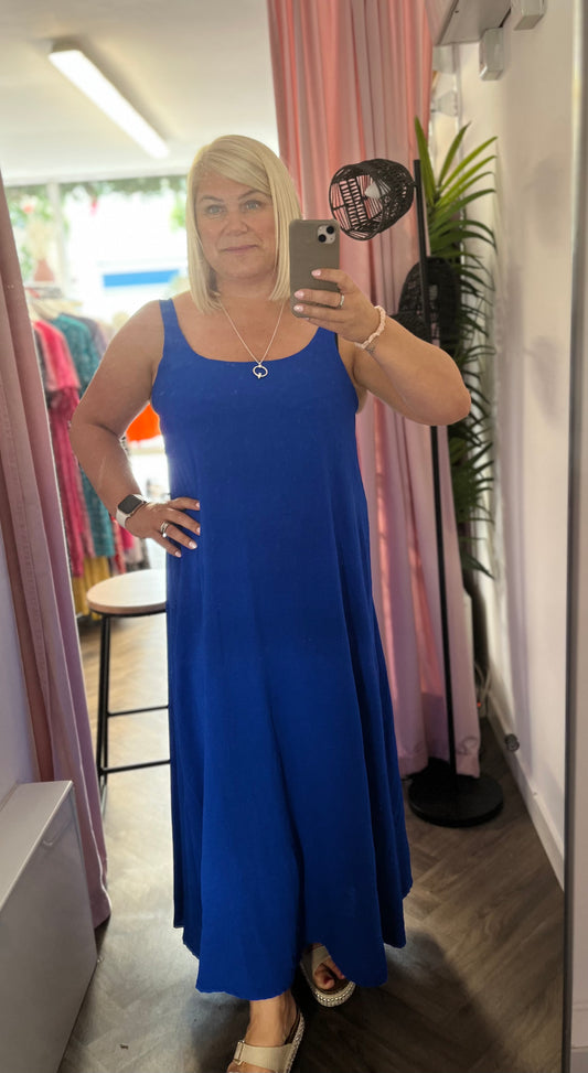 NALA Maxi Dress