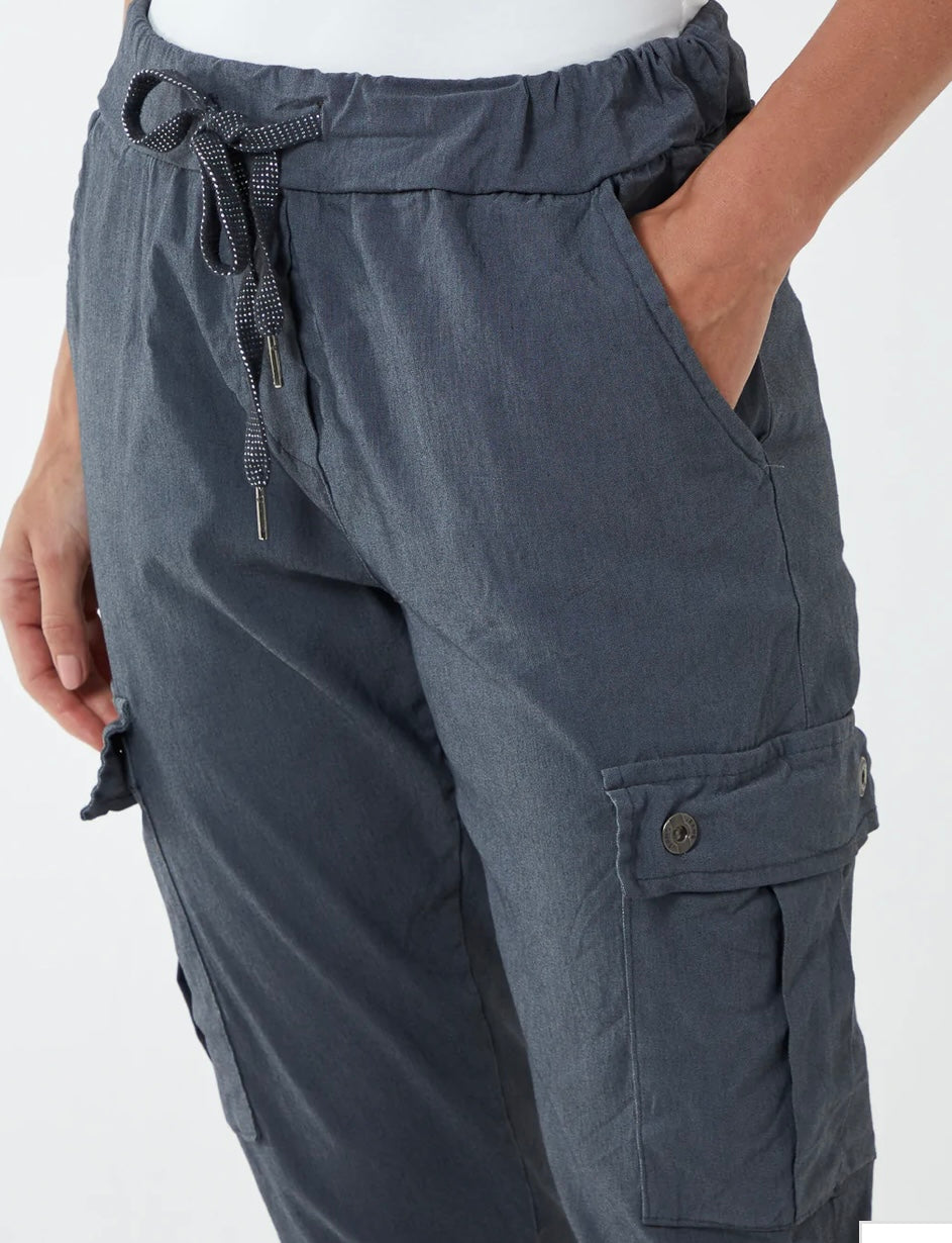 GENIE Magic Cargo Trousers